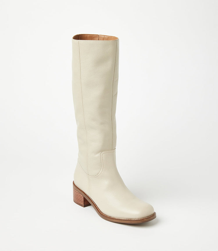 Round Toe Knee High Boots