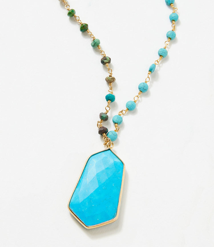 Turquoise Pendant Beaded Necklace