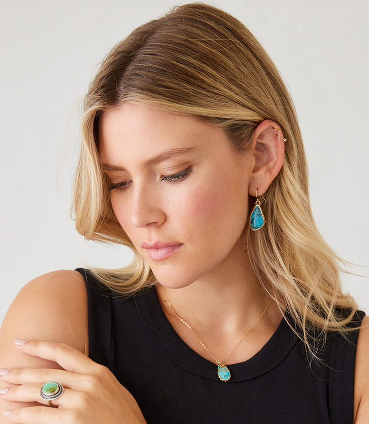 Turquoise Pendant And Beaded Cluster Necklace